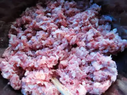 Make Round cabbage and pork steam step 0