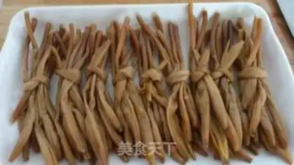 Make Scratch pork from Yellow Flower Mountain step 4
