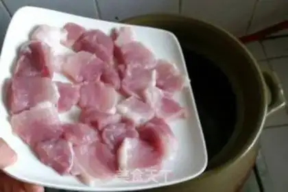 Make Scratch pork from Yellow Flower Mountain step 6