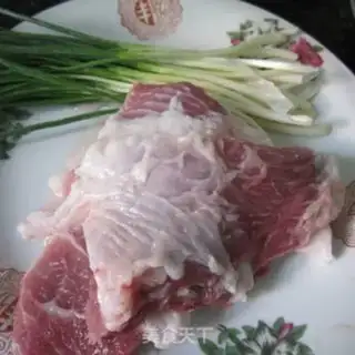 Make Skinny onions step 0