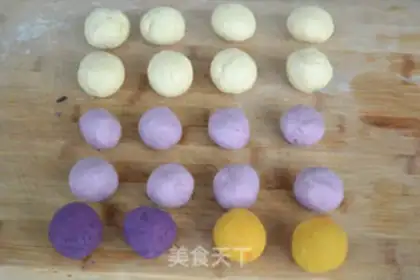 Make Potato-skin yolks step 7