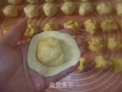 Make Sioux meat mooncake step 13