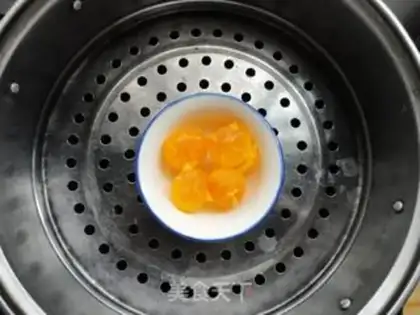 Make Pumpkin step 1