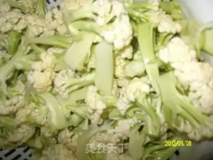 Make Tomato blossoms step 4