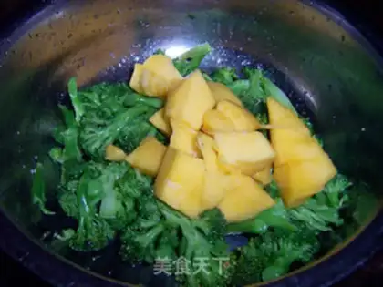 Make The scent of the broccoli step 7
