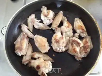 Make Red chicken wings step 1