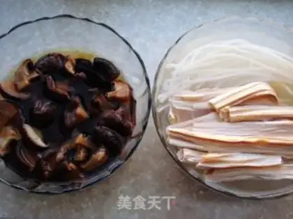 Make Black rice plume step 1
