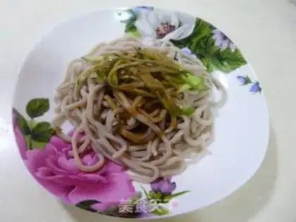 Make A cold noodle step 3