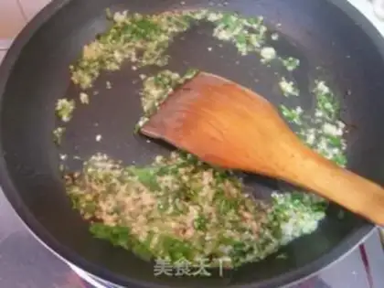 Make Garlic hands on ribs step 2