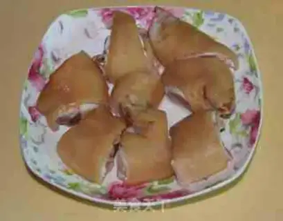 Make ♪ Cricket burning pigs