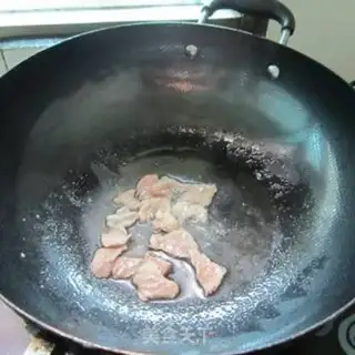 Make Egg-skinee mushroom meatloaf soup step 1