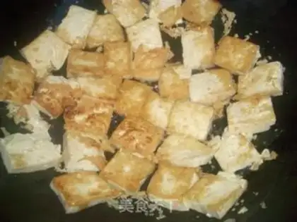 Make Spicy shrimp sauce tofu step 3