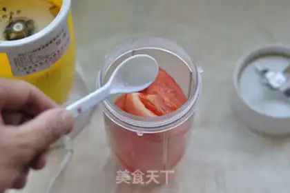 Make Homemade ketchup step 1