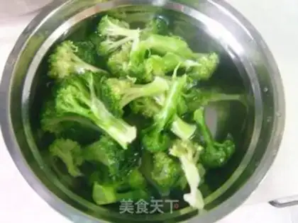 Make Garlic broccoli step 0