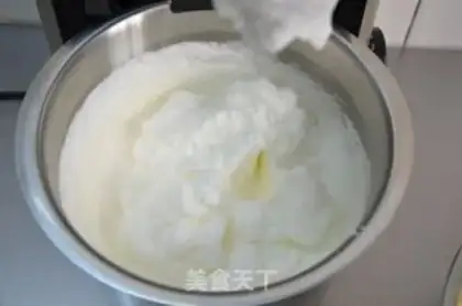 Make Tiger cake roll step 3
