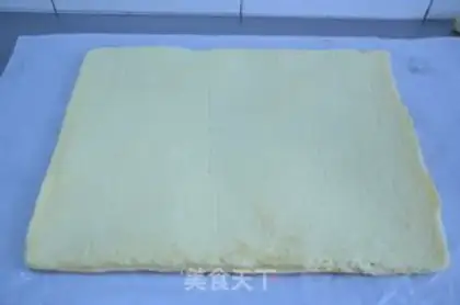 Make Tiger cake roll step 8