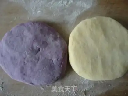 Make Colored butterfly rolls step 2