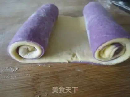 Make Colored butterfly rolls step 4