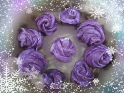 Make A fragrance rose roll step 8