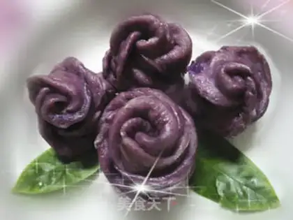 Make A fragrance rose roll step 11
