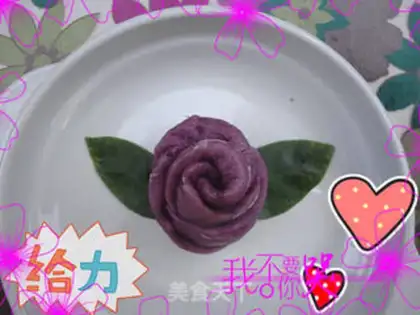 Make A fragrance rose roll step 12