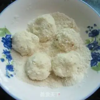 Make Fried sesame step 2