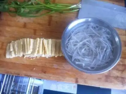 Make Frozen tofu powdered golden needle mushrooms step 2