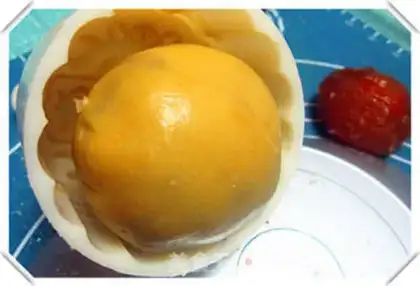 Make Homemade moon cakes step 6