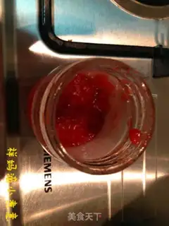 Make Strawberry sauce step 4