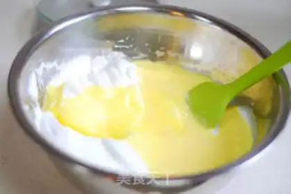 Make Rum raisin cake step 3