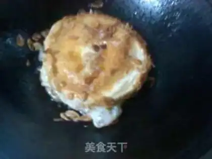 Make Shrimp and tomato eggs step 3