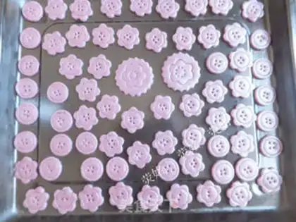 Make Color button cookies step 8
