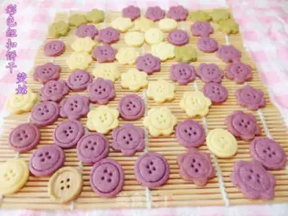 Make Color button cookies step 9