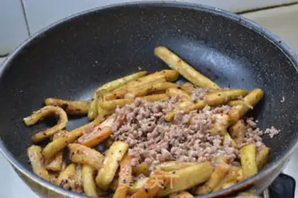 Make ♪ Bean with meat and cheese ♪ step 7