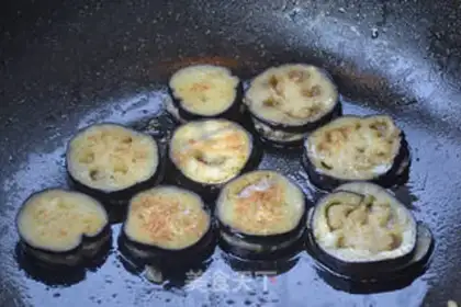 Make Fried eggplant box step 6