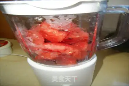 Make Delicious watermelon juice step 2