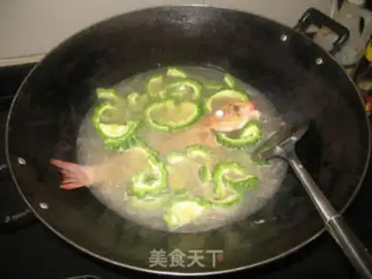 Make The big-eyed chicken step 5