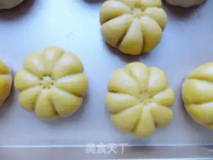 Make Pumpkin bean mooncake step 9