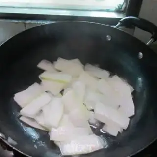 Make Shrimp melon soup step 4