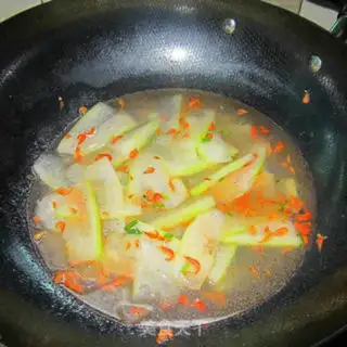 Make Shrimp melon soup step 8