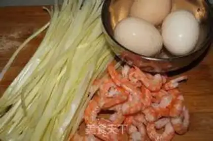 Make Shrimp fried eggs step 0