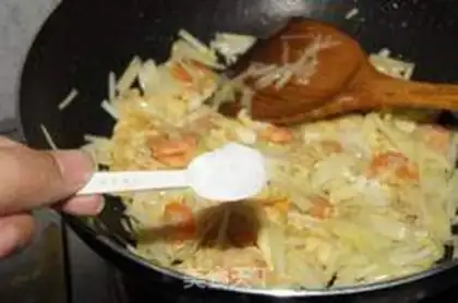 Make Shrimp fried eggs step 7