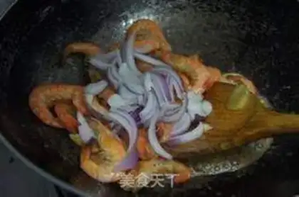 Make Onions for shrimp step 4