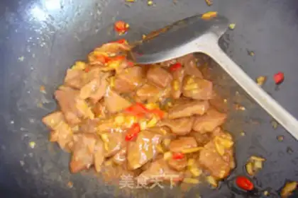 Make Sour cucumber fried meat step 5