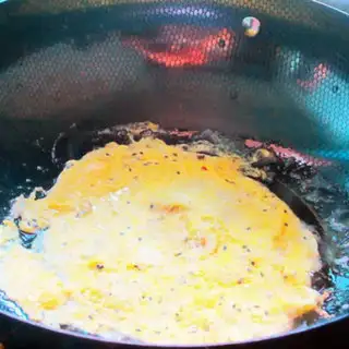 Make Egg bun step 3