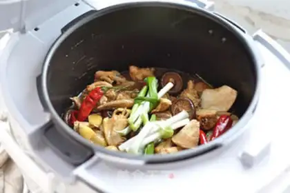 Make Chicken with mushrooms step 8