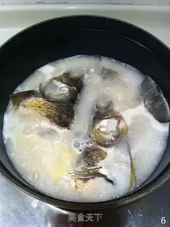 Make Strawfish tail soup step 5