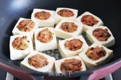 Make Tofu is evaporated with mushrooms step 6