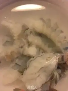 Make Emerald shrimp balls step 1