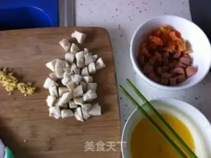 Make The seafood is fried step 0